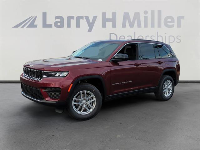 2025 Jeep Grand Cherokee GRAND CHEROKEE LAREDO X 4X4