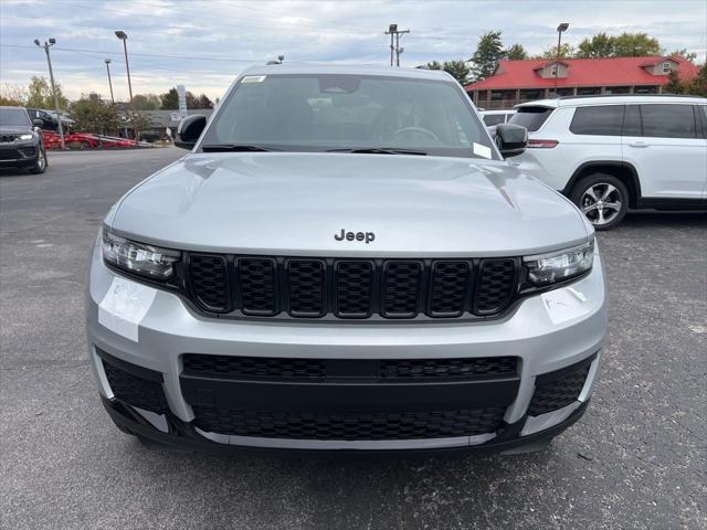 2025 Jeep Grand Cherokee GRAND CHEROKEE L ALTITUDE X 4X4
