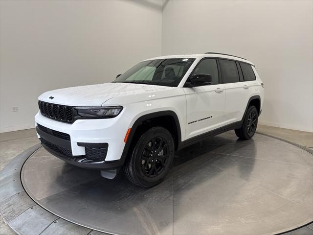 2025 Jeep Grand Cherokee GRAND CHEROKEE L ALTITUDE X 4X4