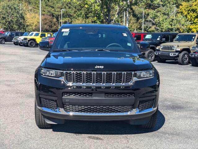 2025 Jeep Grand Cherokee GRAND CHEROKEE L LAREDO X 4X4