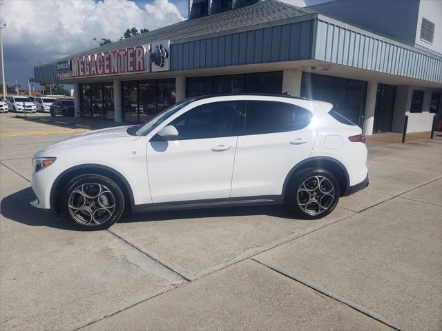 2022 Alfa Romeo Stelvio Ti AWD