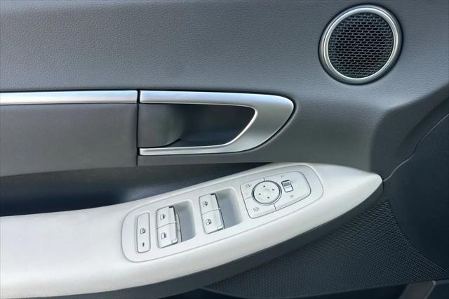 2025 Hyundai Sonata SEL Convenience
