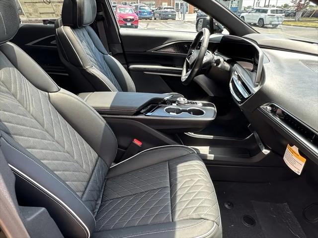 2026 Cadillac iQ V-Series Premium AWD