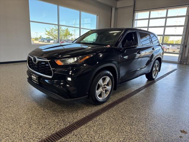 2024 Toyota Highlander LE 2024 Toyota Highlander LE