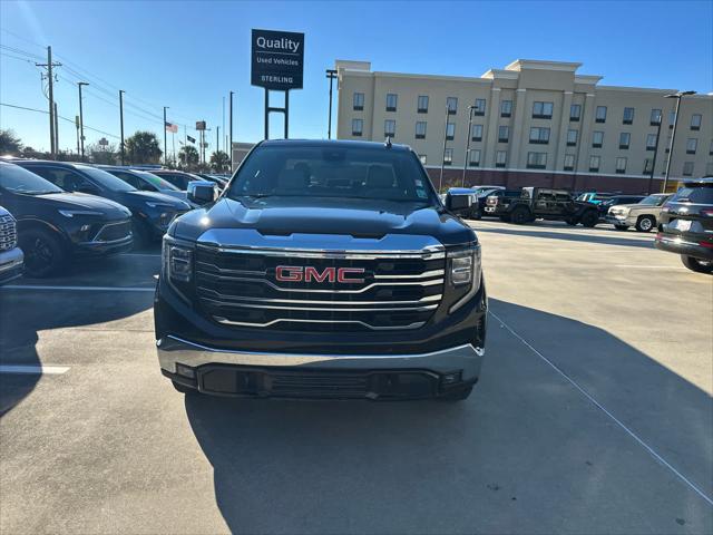 2022 GMC Sierra 1500 4WD Crew Cab Short Box SLT