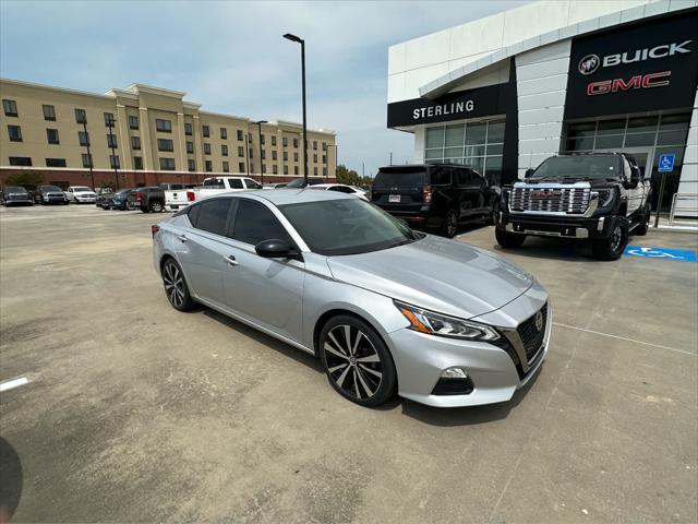 2022 Nissan Altima SR FWD