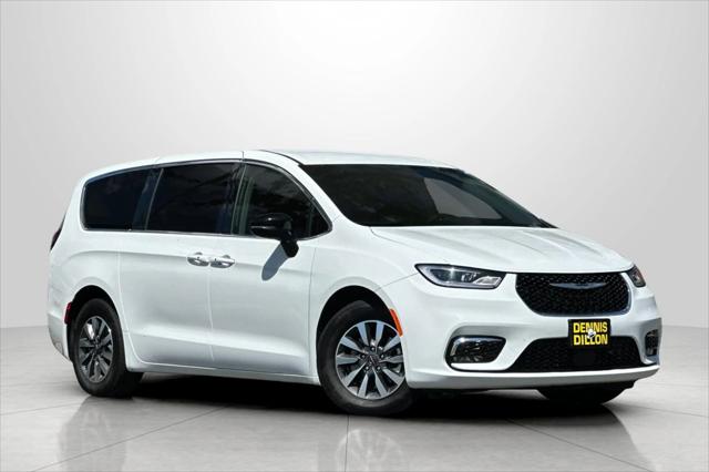 2024 Chrysler Pacifica Hybrid Select 2024 Chrysler Pacifica Hybrid Select