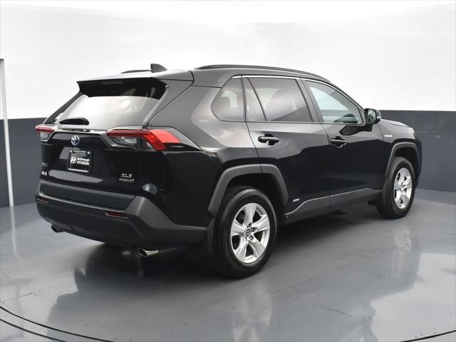 2020 Toyota RAV4 Hybrid XLE