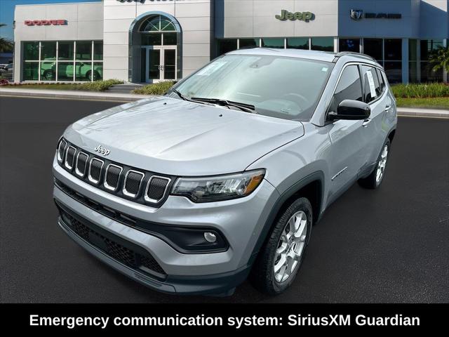 2022 Jeep Compass Latitude Lux 4x4 2022 Jeep Compass Latitude Lux 4x4