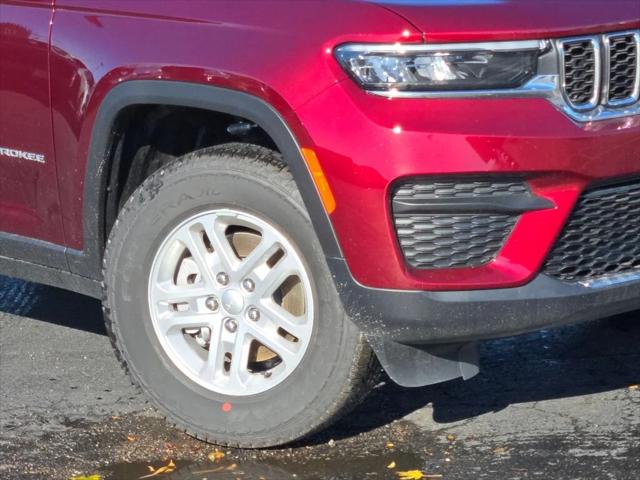 2025 Jeep Grand Cherokee GRAND CHEROKEE LAREDO 4X4 2025 Jeep Grand Cherokee GRAND CHEROKEE LAREDO 4X4