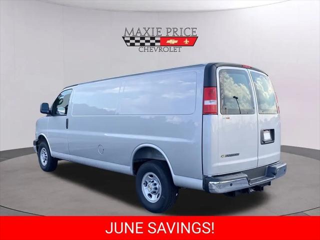 2025 Chevrolet Express Cargo Van RWD 2500 Extended Wheelbase WT
