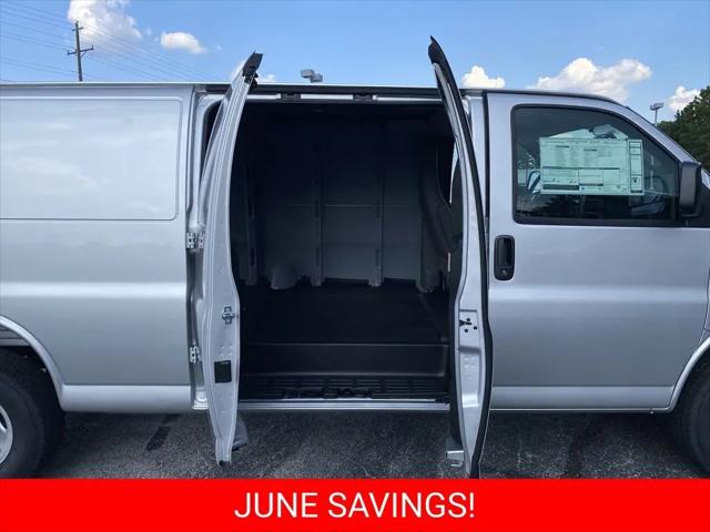 2025 Chevrolet Express Cargo Van RWD 2500 Extended Wheelbase WT
