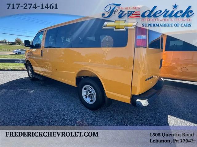 2025 Chevrolet Express Passenger RWD 2500 Regular Wheelbase LT