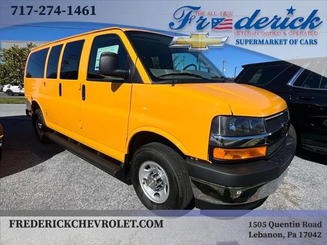 2025 Chevrolet Express Passenger RWD 2500 Regular Wheelbase LT
