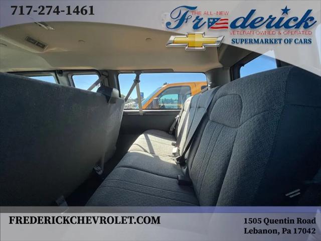 2025 Chevrolet Express Passenger RWD 2500 Regular Wheelbase LT