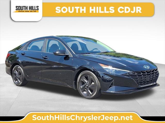 2022 Hyundai Elantra SEL 2022 Hyundai Elantra SEL