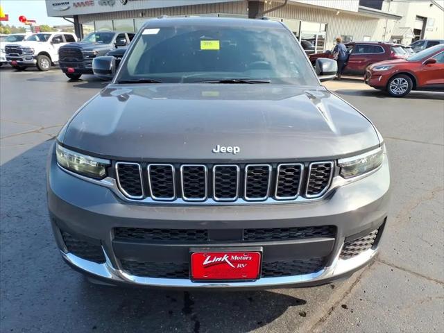 2025 Jeep Grand Cherokee L Laredo X 4x4