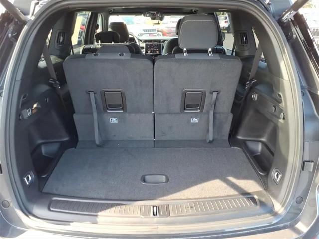 2025 Jeep Grand Cherokee L Laredo X 4x4