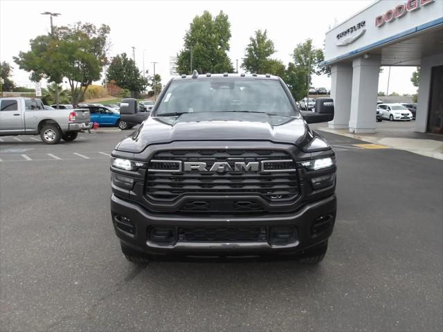 2025 RAM 2500 Big Horn Crew Cab 4x4 64 Box