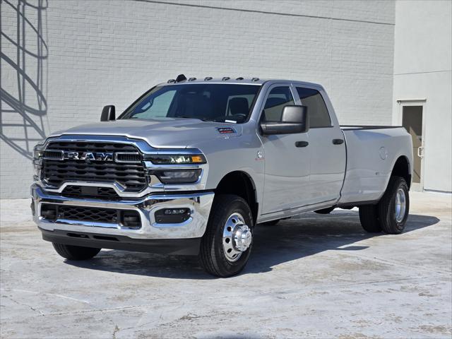 2026 RAM Ram 3500 RAM 3500 TRADESMAN CREW CAB 4X4 8 BOX