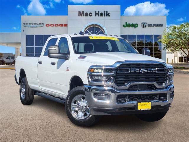 2025 RAM 2500 Tradesman Crew Cab 4x4 8 Box