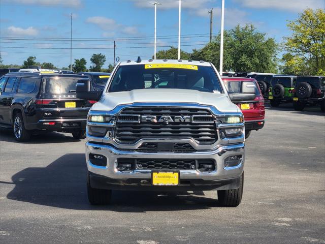 2025 RAM 2500 Tradesman Crew Cab 4x4 8 Box