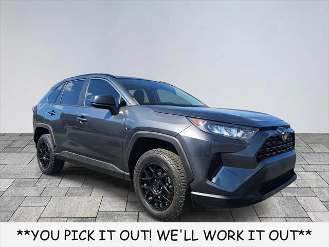 2021 Toyota RAV4 LE 2021 Toyota RAV4 LE