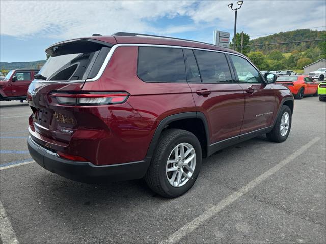 2022 Jeep Grand Cherokee L Laredo 4x4