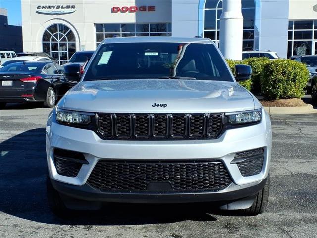 2025 Jeep Grand Cherokee GRAND CHEROKEE ALTITUDE 4X4 2025 Jeep Grand Cherokee GRAND CHEROKEE ALTITUDE 4X4