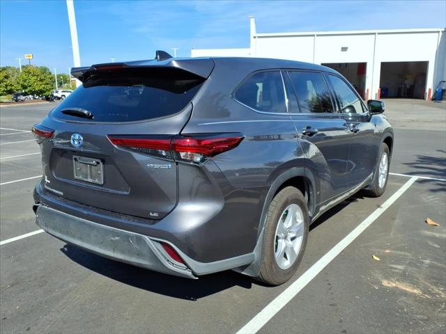 2022 Toyota Highlander Hybrid LE