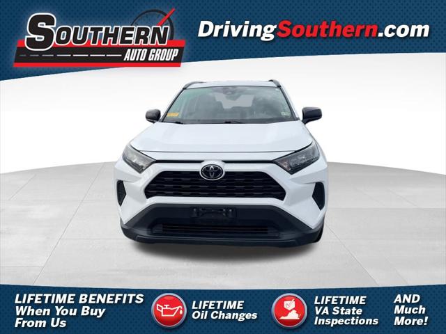 2020 Toyota RAV4 LE