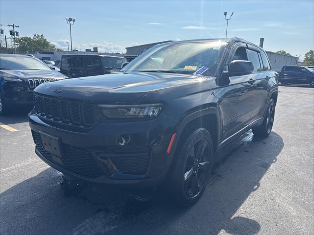 2023 Jeep Grand Cherokee Altitude 4x4