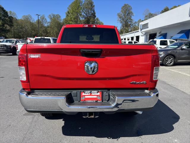 2022 RAM 2500 Tradesman Crew Cab 4x4 64 Box