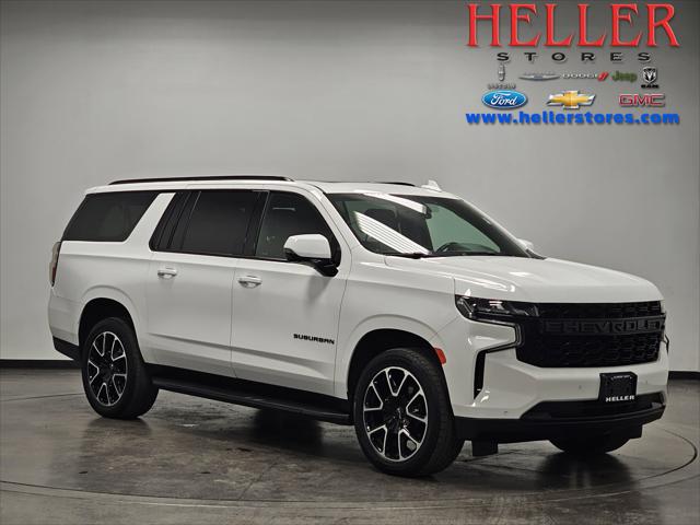 2022 Chevrolet Suburban 4WD RST