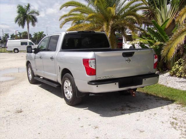 2018 Nissan Titan SV