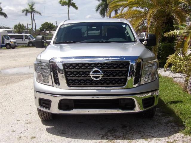 2018 Nissan Titan SV