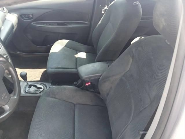 2012 Toyota Yaris Standard