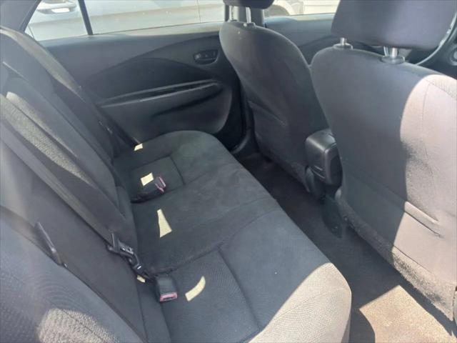 2012 Toyota Yaris Standard