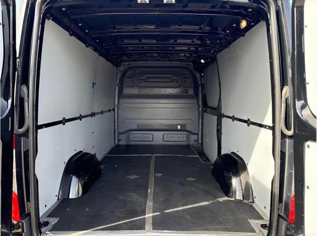 2022 Mercedes-Benz Sprinter 2500 Standard Roof V6