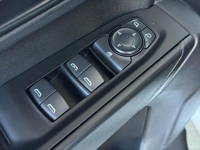 2026 Chevrolet Silverado 1500 2WD Crew Cab Short Bed Custom