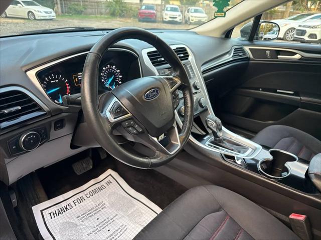 2015 Ford Fusion SE