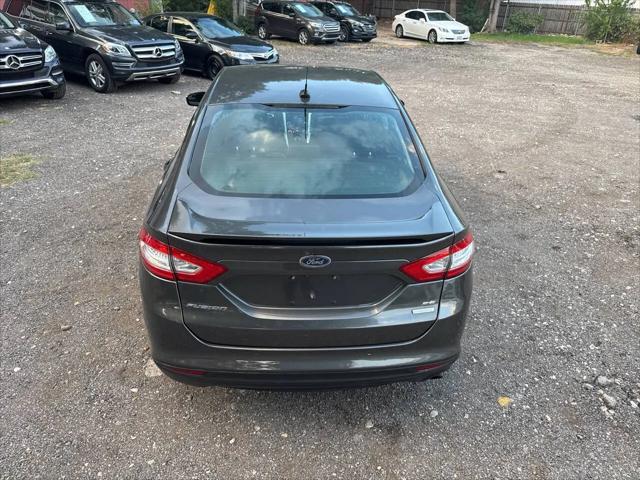 2015 Ford Fusion SE