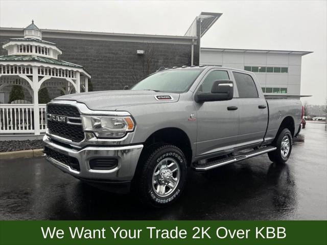 2024 RAM 2500 Tradesman Crew Cab 4x4 64 Box