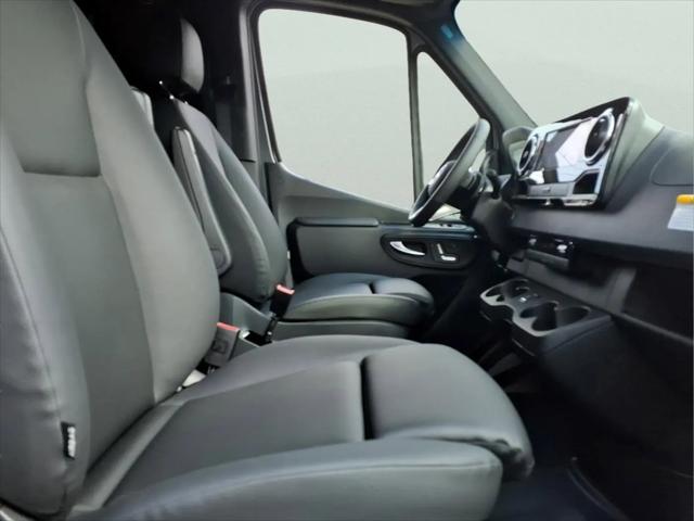2025 Mercedes-Benz Sprinter 2500 High Roof 4-Cyl Diesel HO