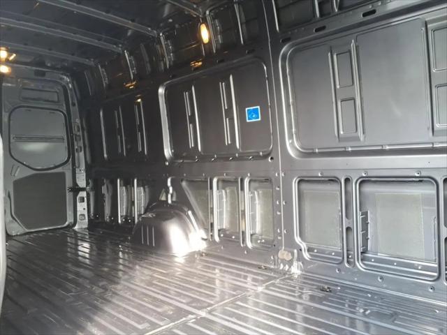 2025 Mercedes-Benz Sprinter 2500 High Roof 4-Cyl Diesel HO