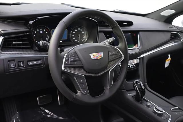 2025 Cadillac XT5 AWD Sport