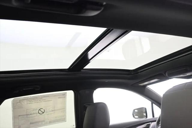 2025 Cadillac XT5 AWD Sport