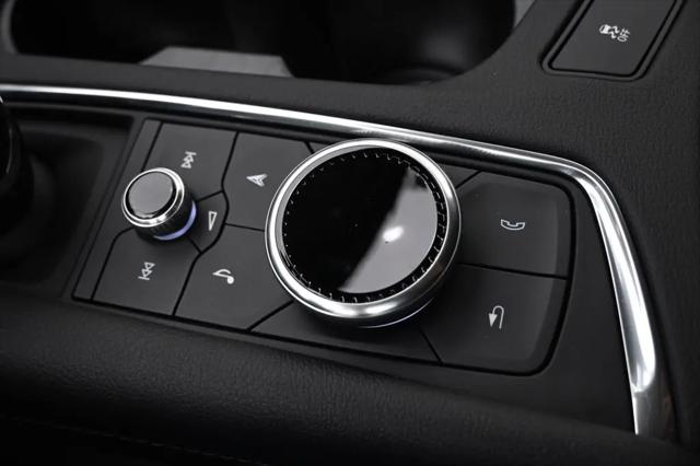 2025 Cadillac XT5 AWD Sport