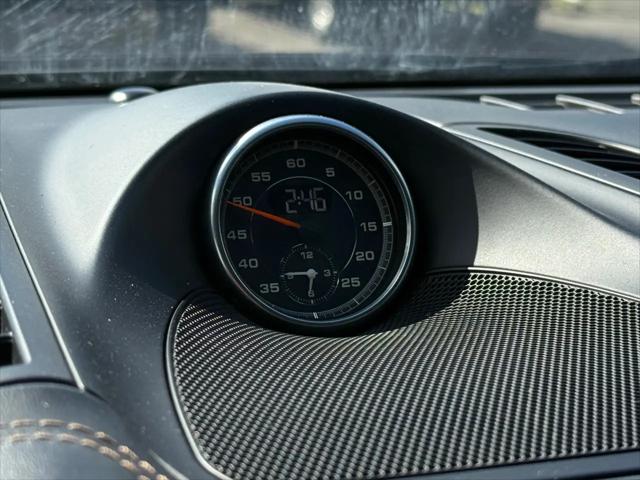 2016 Porsche Cayenne GTS