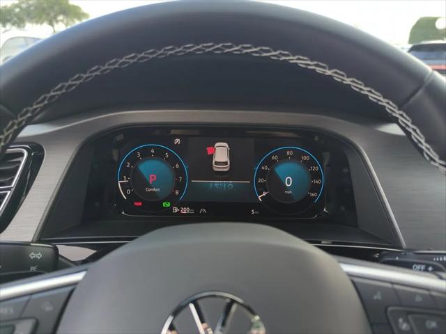 2026 Volkswagen Atlas Cross Sport SE with Technology